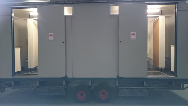 4 + 2 Self-contained, Flushing Toilet Unit