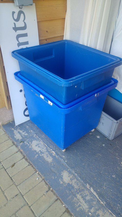 Lightweight Bar Trolleys 185 Litre