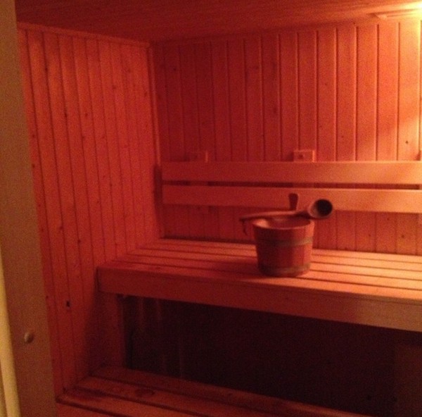 Secondhand sauna room