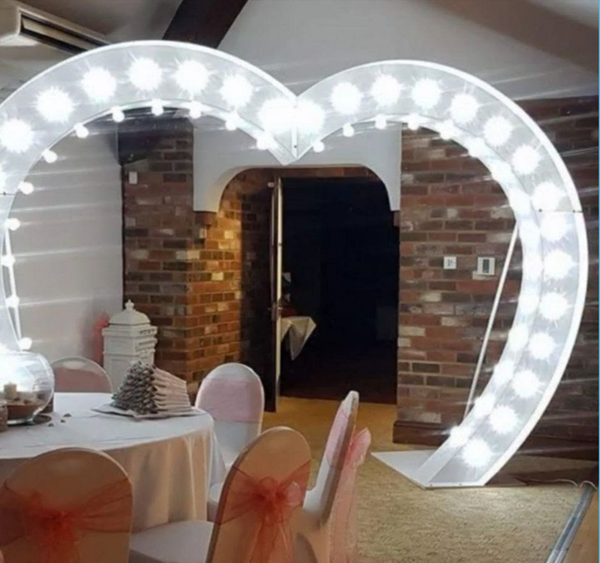 Heart arch for wedding