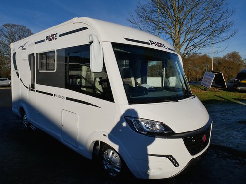 2 berth A-Class with 4 travelling seats