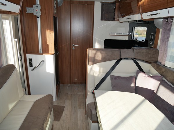2 berth A-Class with 4 travelling seats