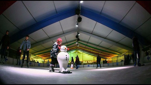 Ice Rink Indoor or Outdoor