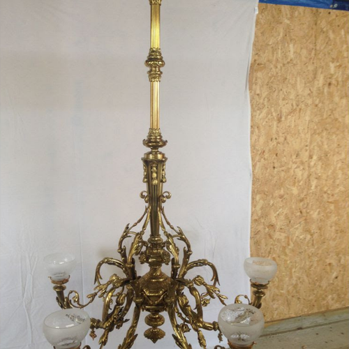 Large antique chandelier Large antique chandelier