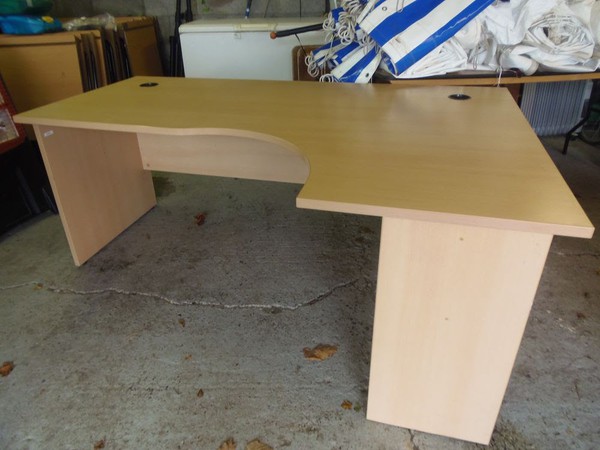 Secondhand office table