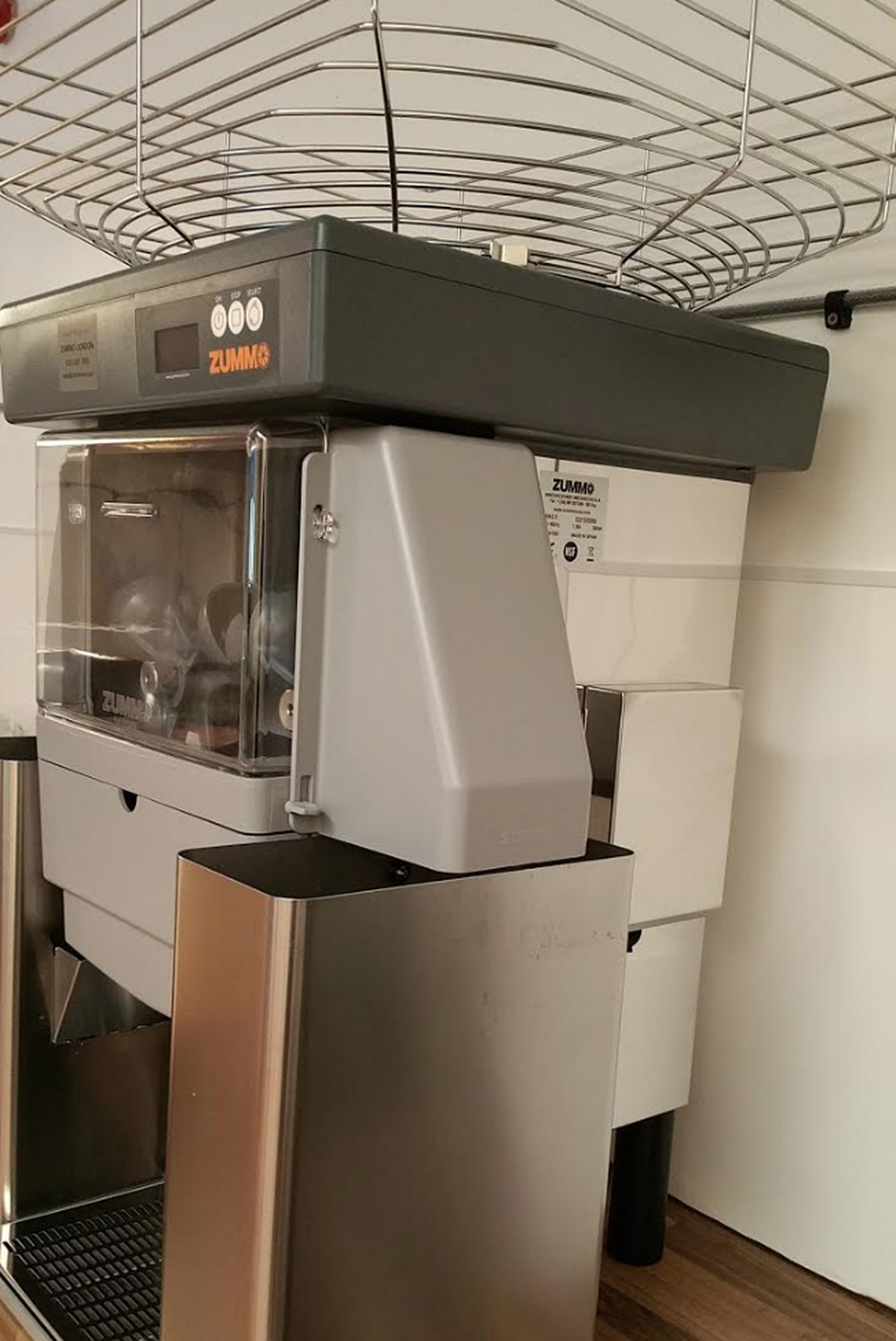 Secondhand Catering Equipment Juicers and Smoothie Makers Zummo Z40