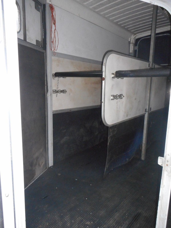 Second Hand Ifor Williams Hb511 Blue Horse Trailer
