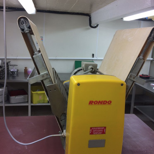 Pastry sheeter Pastry sheeter