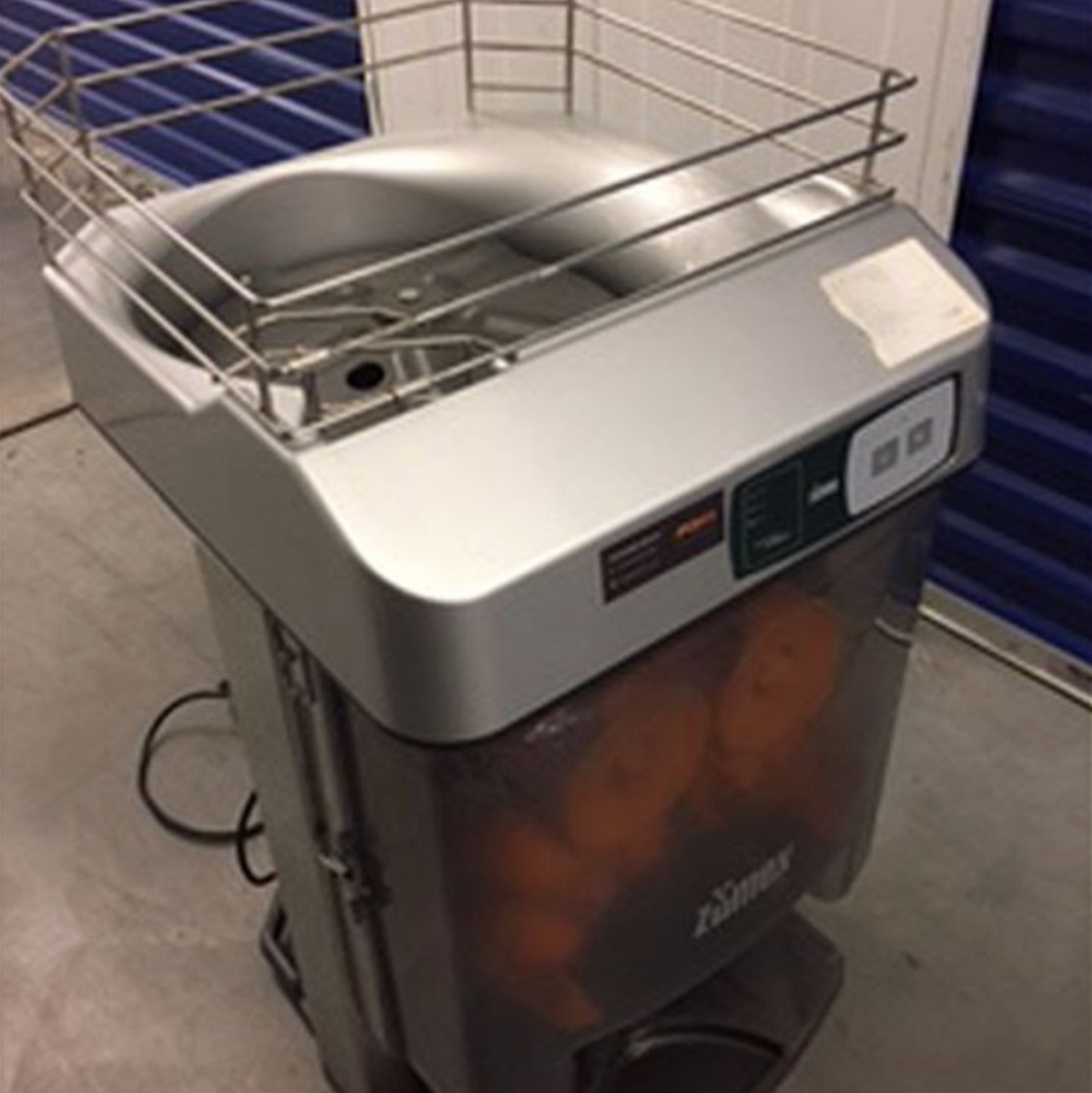 Secondhand Catering Equipment Juicers and Smoothie Makers 5x Zumex