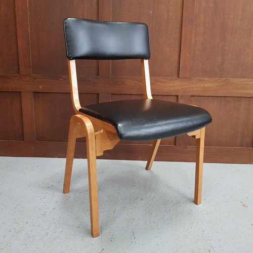 Stacking church chairs Stacking church chairs