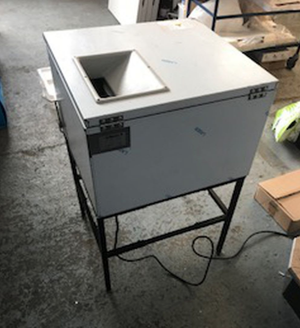 Commercial cutlery polisher for sale