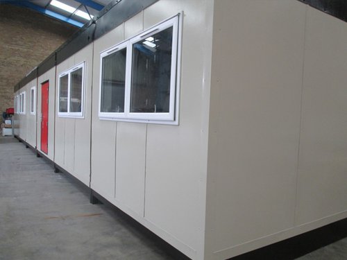 Modular classroom building Modular classroom building