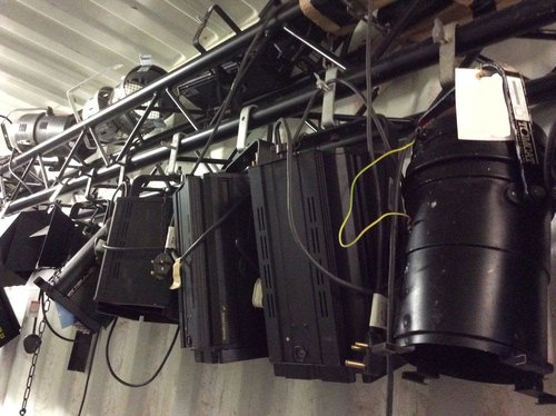 Secondhand Sound and Lighting Equipment Wash Lights or Flood Lights