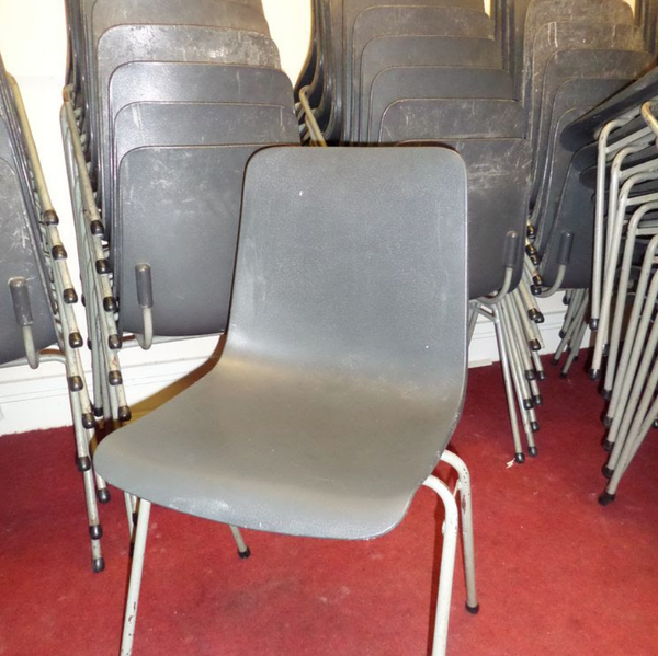 Secondhand plastic chairs for sale