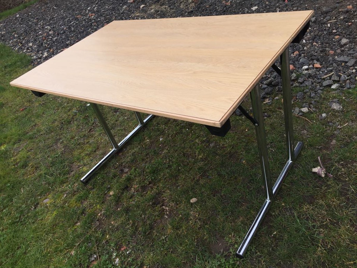 Folding Tables For Sale 438 