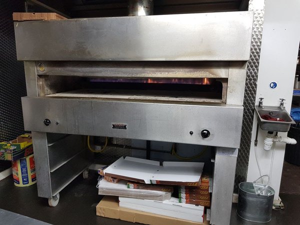 Clayburn Pizza oven for sale