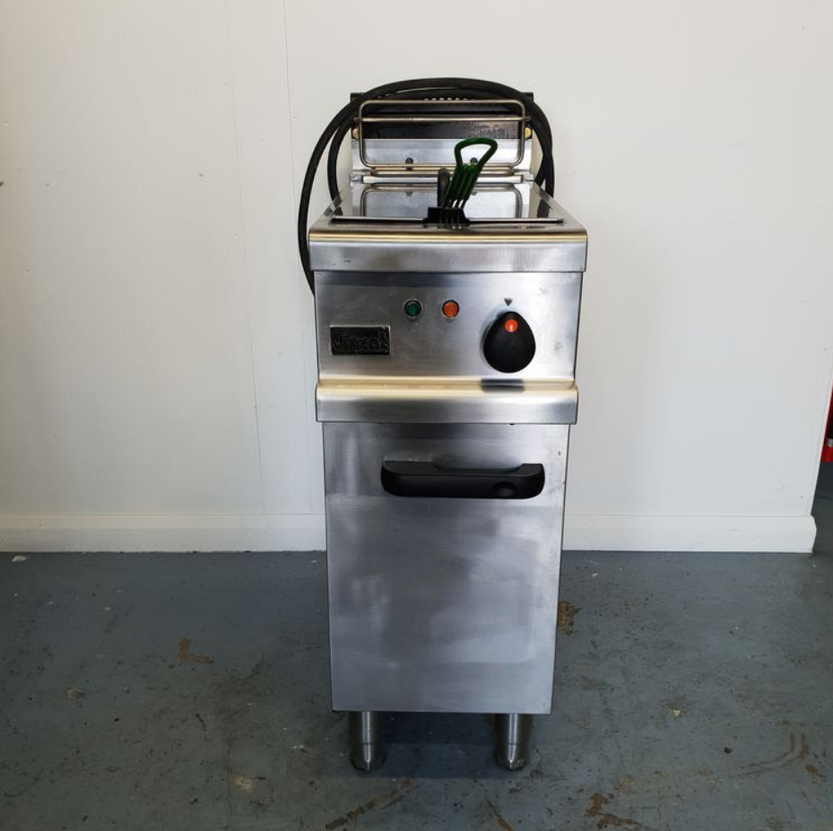Secondhand Catering Equipment Electric Fryers Lincat Single Basket