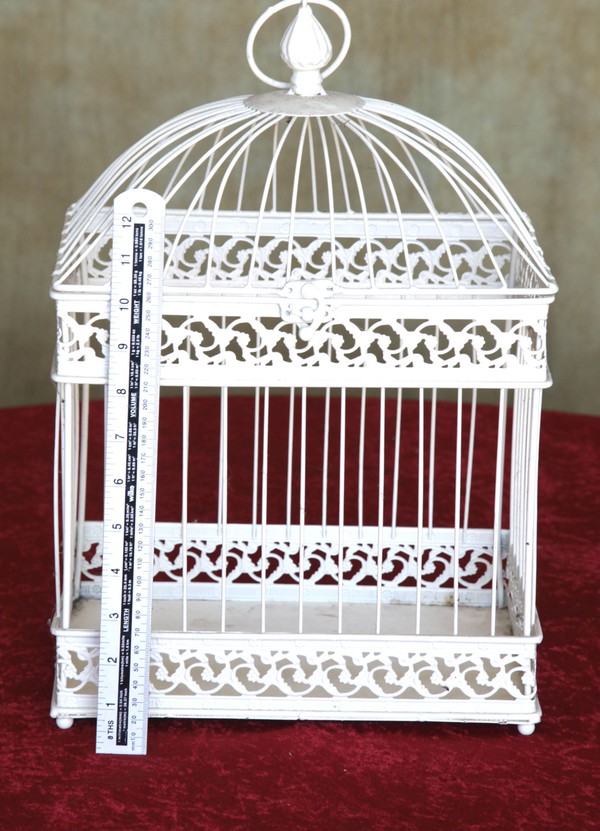 Bird cages for table centres