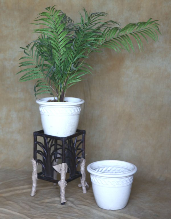 Plant pot holder