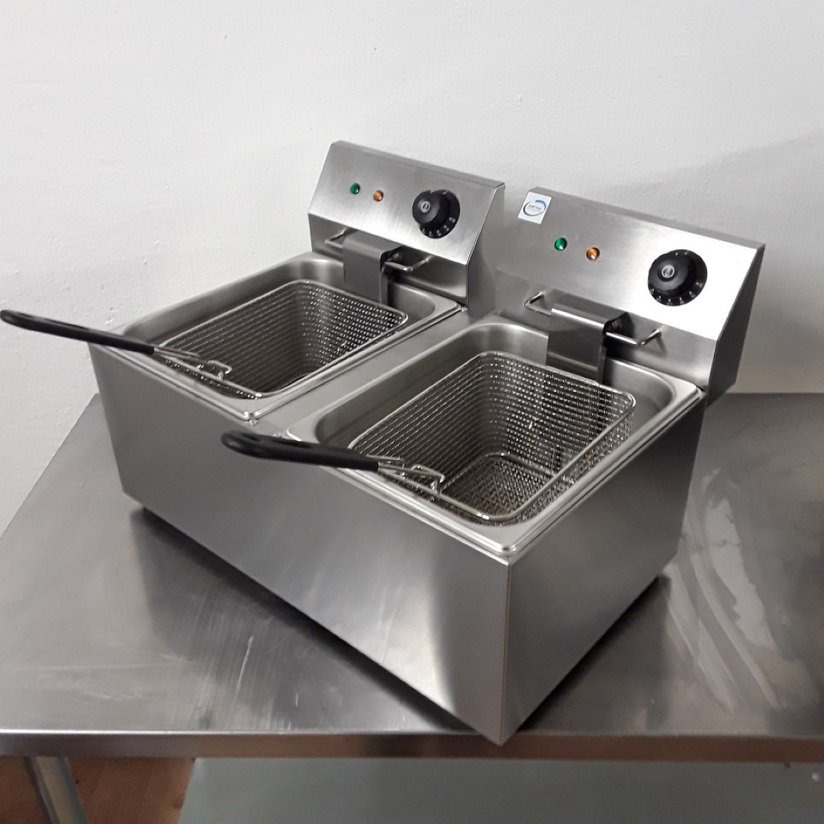 Secondhand Catering Equipment Electric Fryers New Chef Hub EF8L2