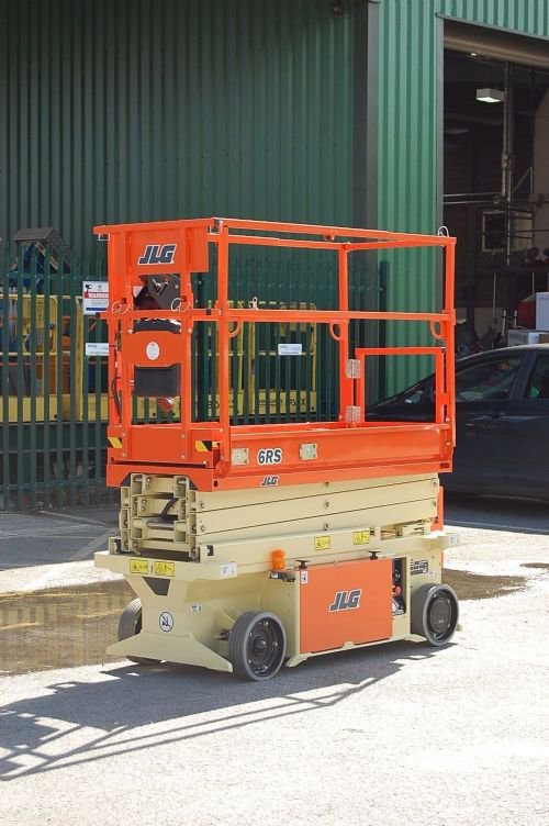 JLG 6RS Electric Scissor Lift JLG 6RS Electric Scissor Lift