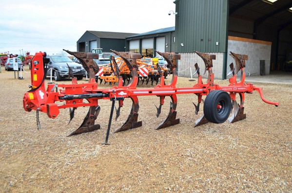 Second Hand Gregoire Besson RB47 5 Furrow 11010330