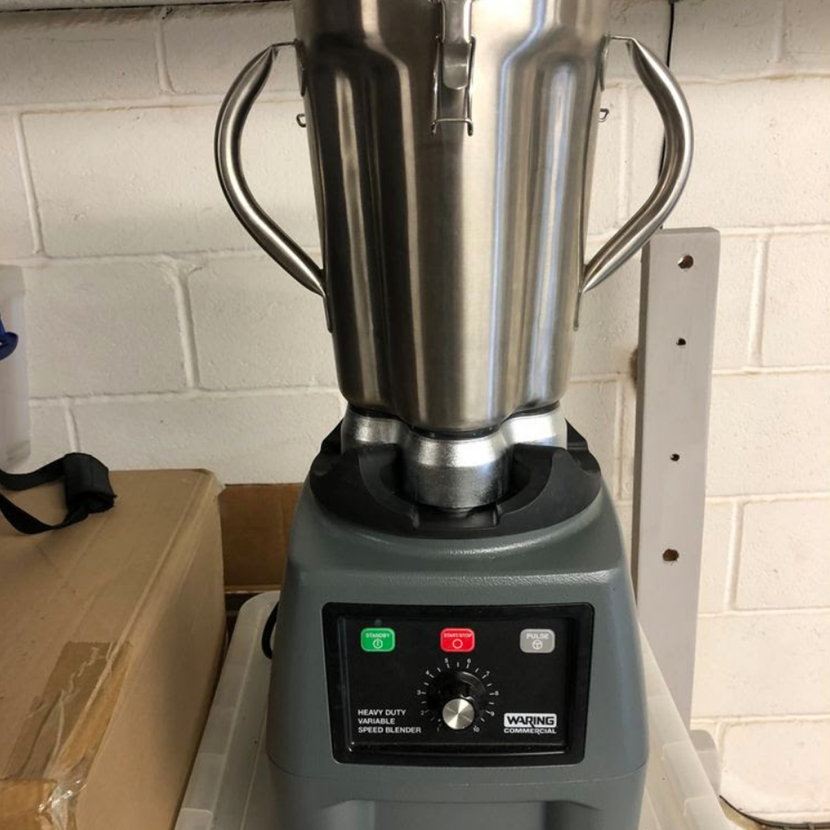 Secondhand Catering Equipment Blenders and Food Processors Waring
