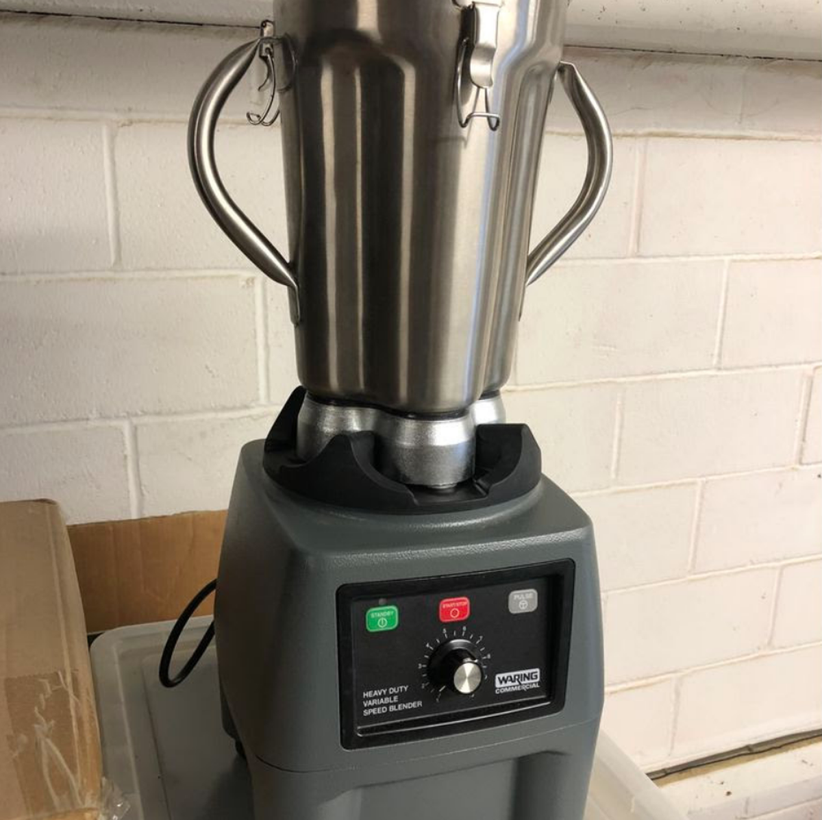 Secondhand Catering Equipment Blenders and Food Processors Waring