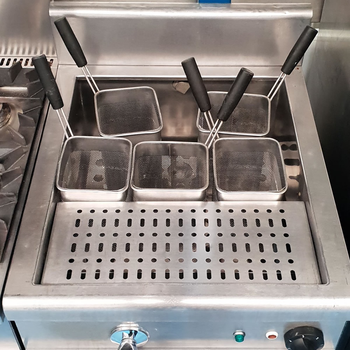 Secondhand Catering Equipment Pasta Cookers / Boilers Used Lincat