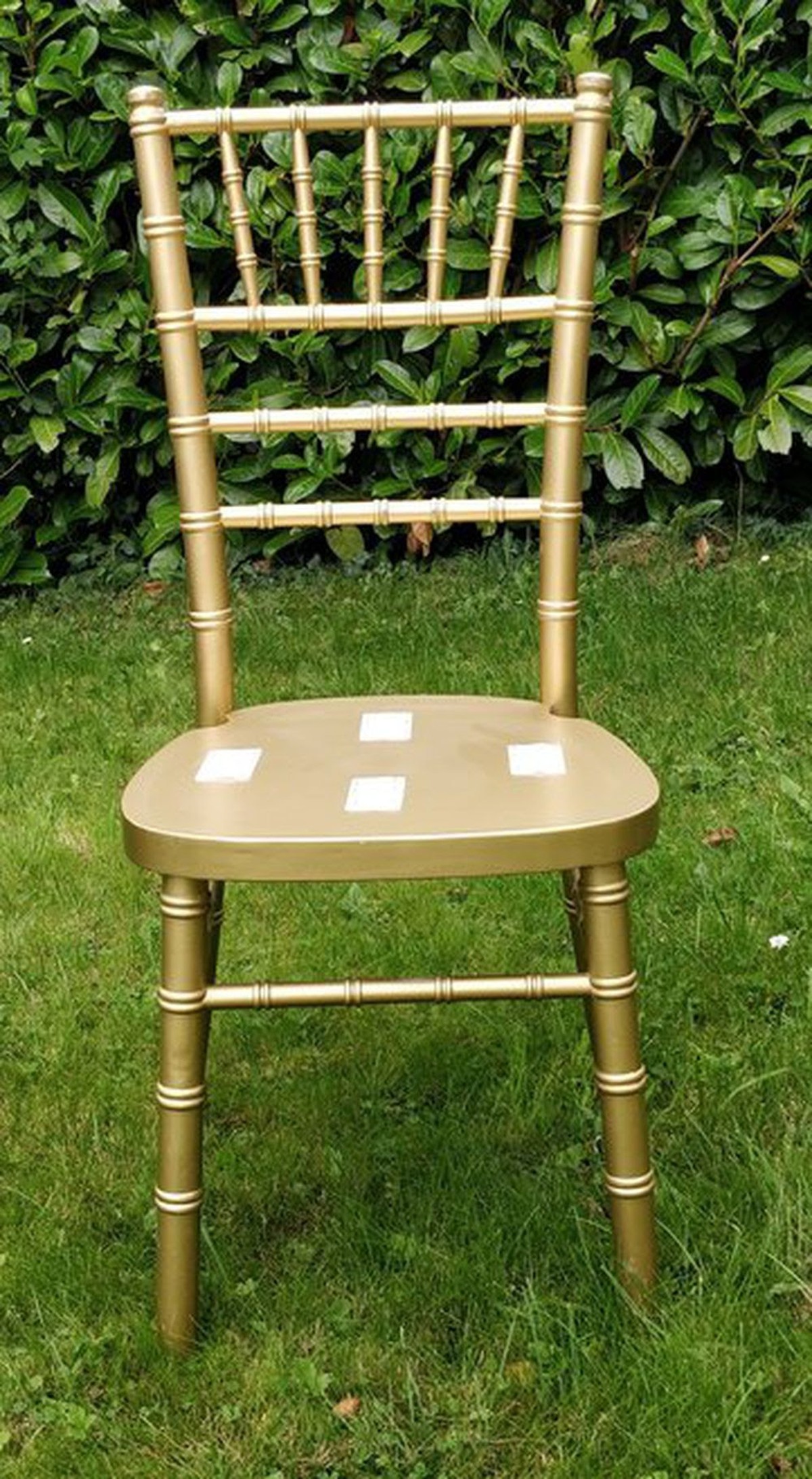 200x Gold Chiavari Chairs Gloucestershire