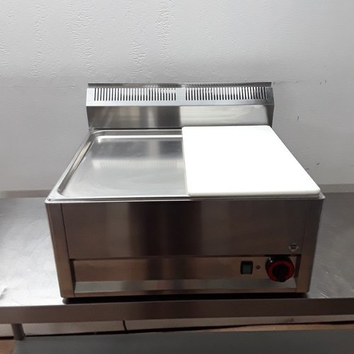New B Grade RM Gastro PP-60EL Warming Plate (7327) New B Grade RM Gastro PP-60EL Warming Plate (7327)