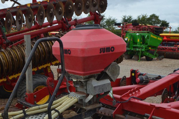 Used Sumo Seeder for Cultivator