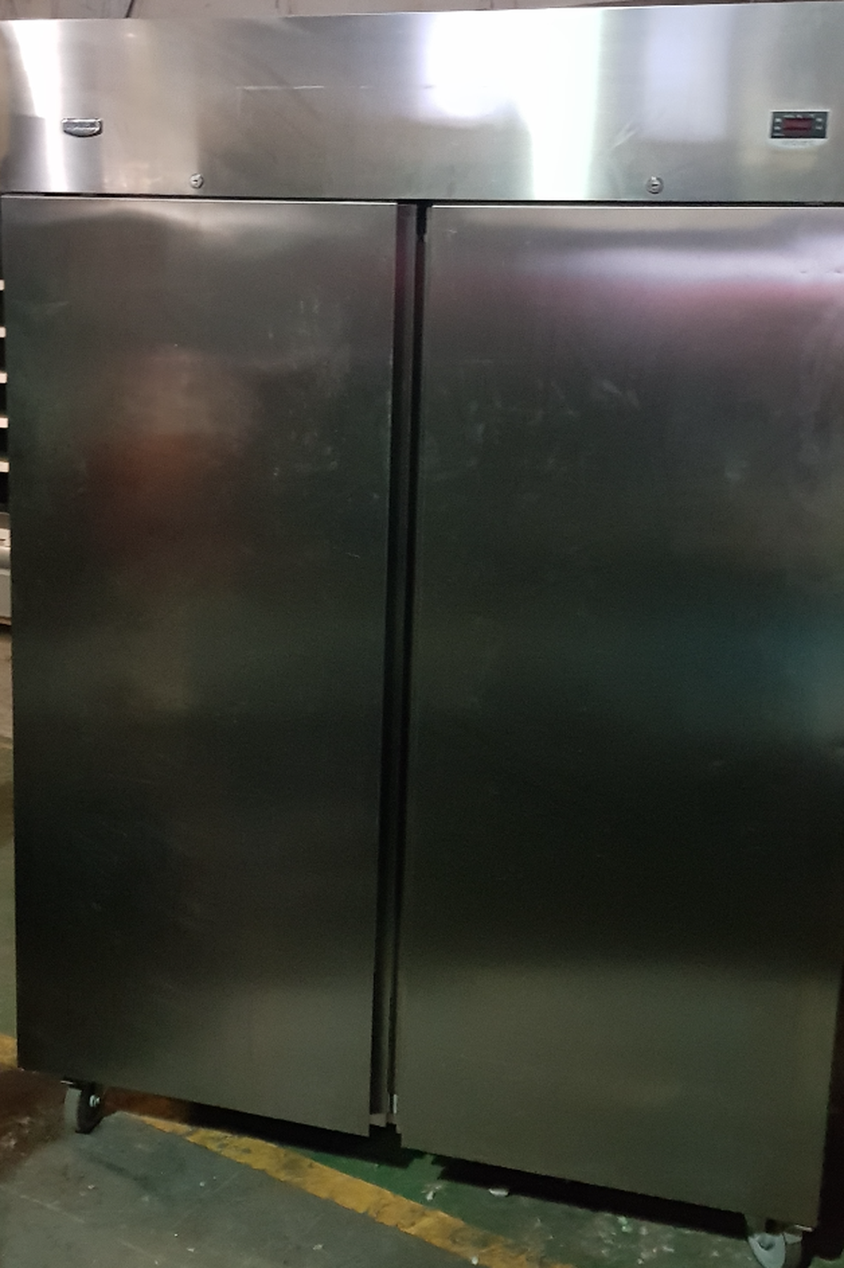 Secondhand Catering Equipment Upright Double Door Freezers