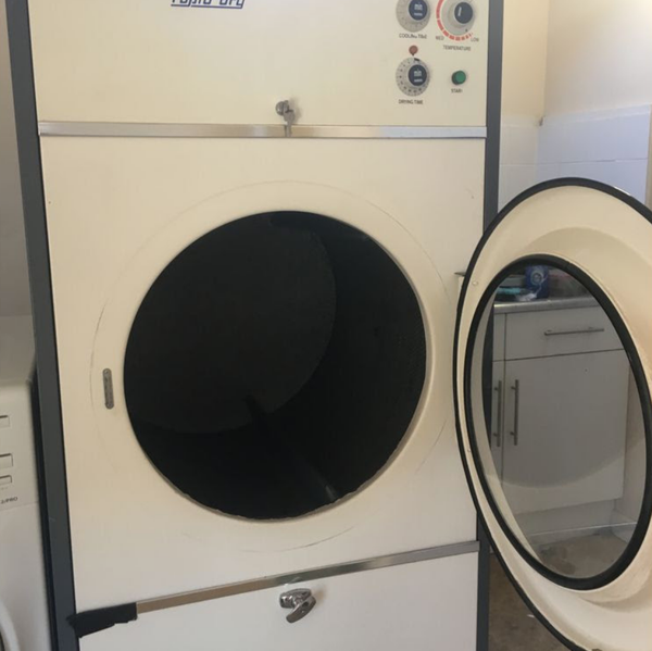 Commercial tumble dryer