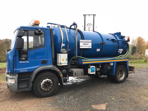 Vacuum tanker for sale