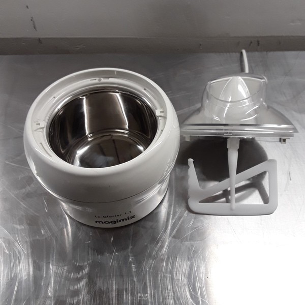 Secondhand ice cream maker