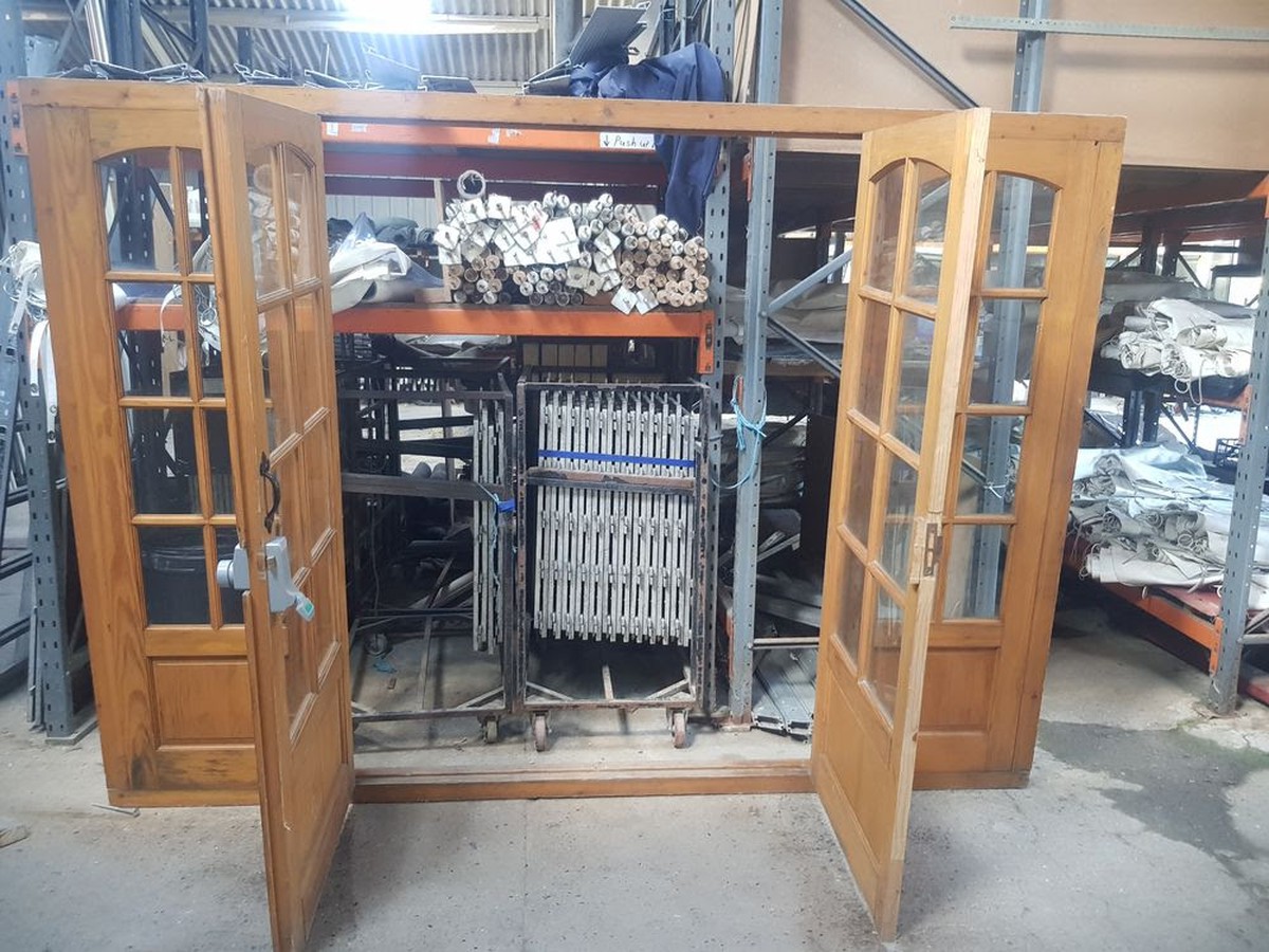 Curlew Secondhand Marquees Doors 2x Double Wooden Entrance