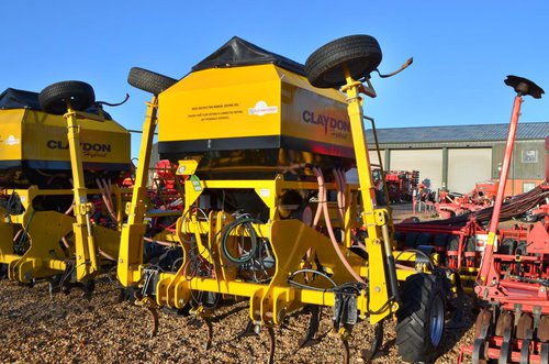 Ex Farm CLAYDON HYBRID 3M