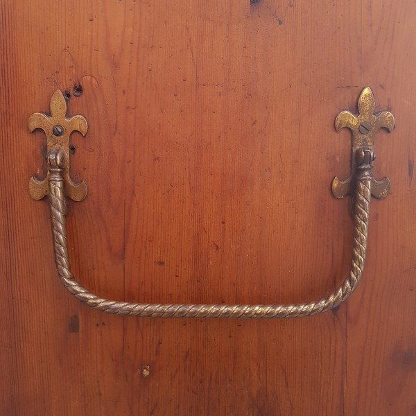 Barley twist brass handle