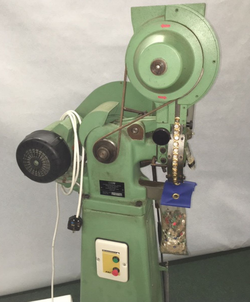 Eyelet machine for sale