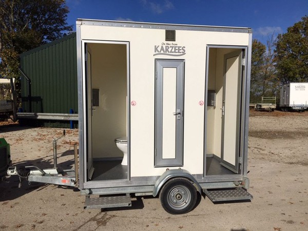 Toilet trailer for sale