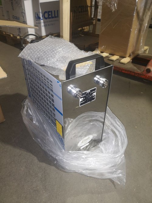 Double tap dispenser