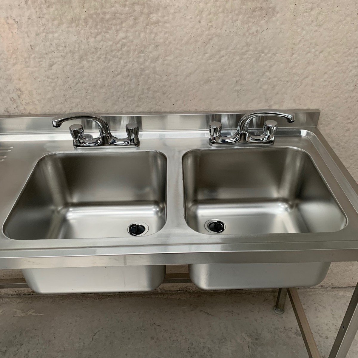 Secondhand Catering Equipment Double Sinks New Stainless Steel