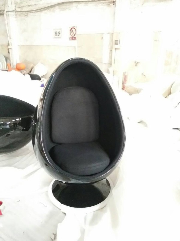 Egg Pod Chairs