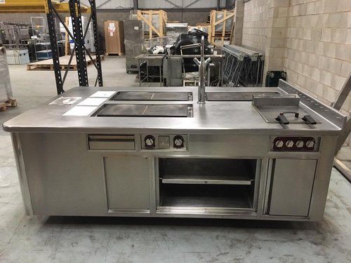Athanor Bespoke Peninsular Suite Athanor Bespoke Peninsular Suite