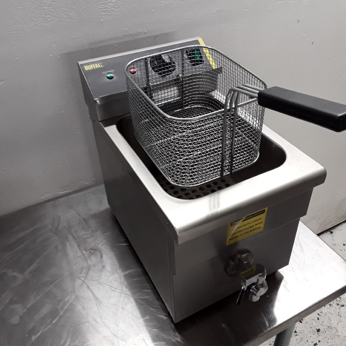 Secondhand Catering Equipment Electric Fryers Used Buffalo CP793