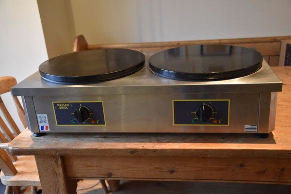 Roller Grill CDE400 double electric crepe maker