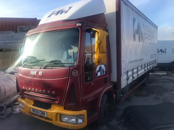 Iveco curtain side lorry for sale