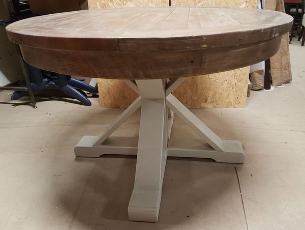 Solid wood dinging table