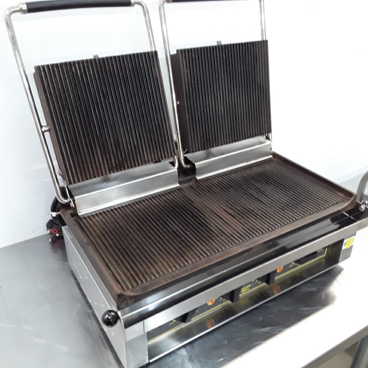 тепловой шкаф roller grill